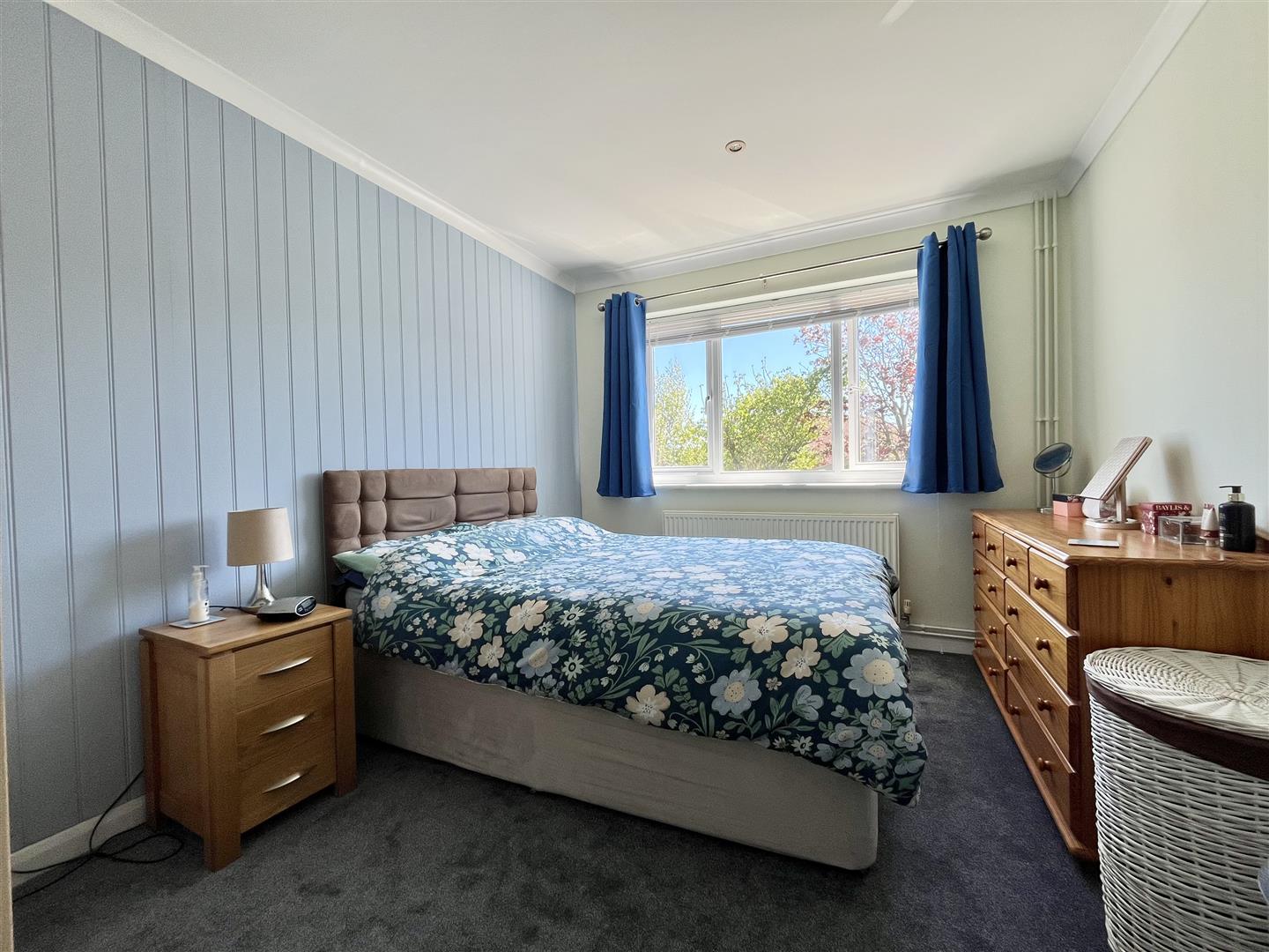 Meadow Way, Fairlight